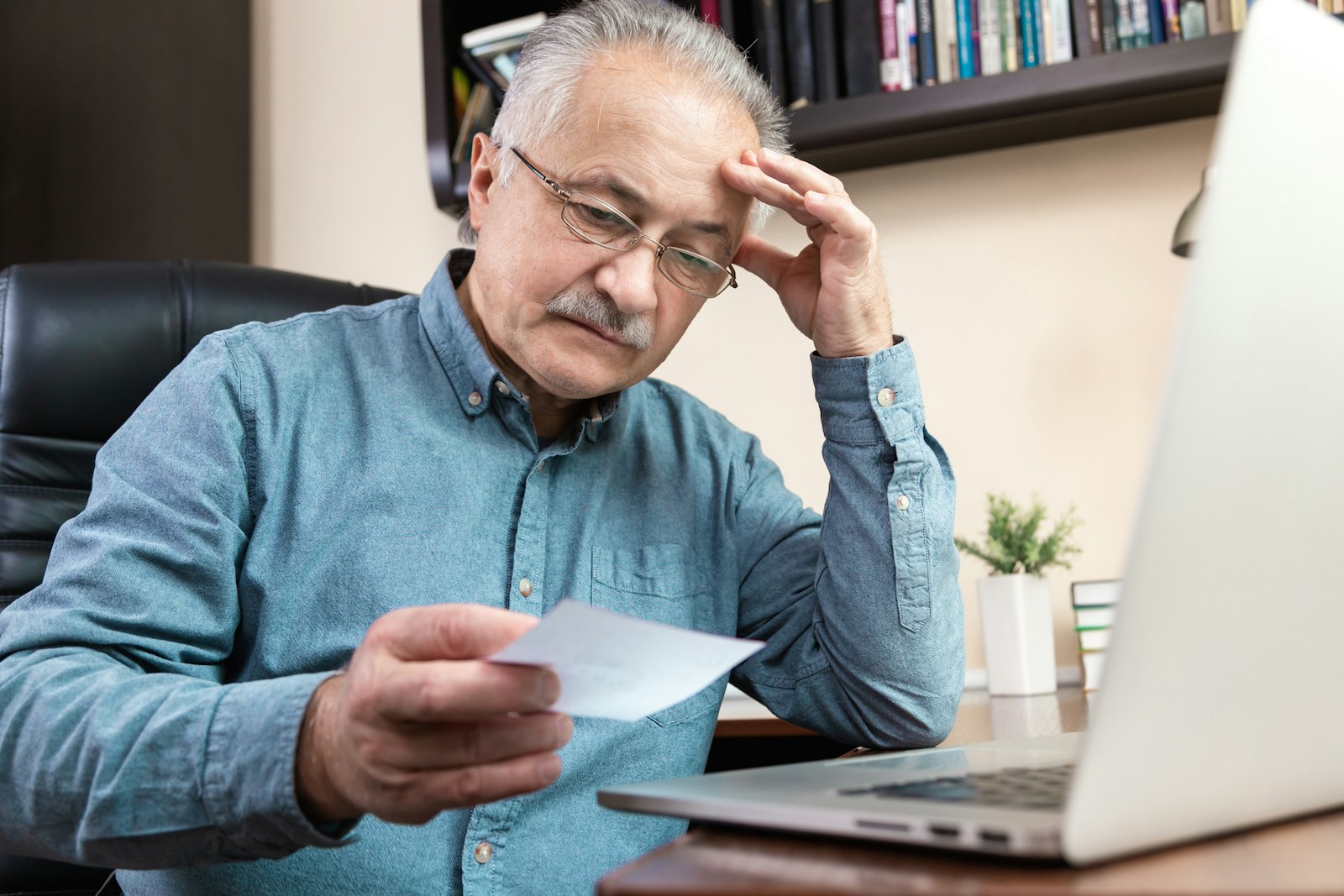 How A Reverse Mortgage Balance Grows: Compounding Explained With Real Numbers